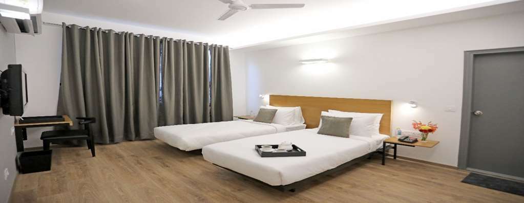 Hotel Oyo Townhouse 027 Sector 15 Gurgaon Zimmer foto